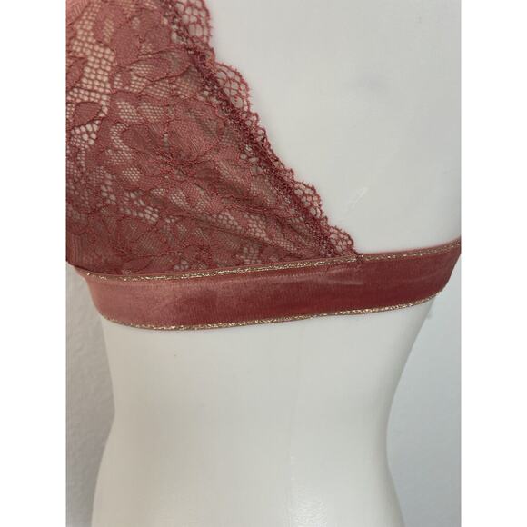 B. Tempt'd Lingerie Bralette Lace Velvet Gold Trim Strappy - Picture 5 of 8
